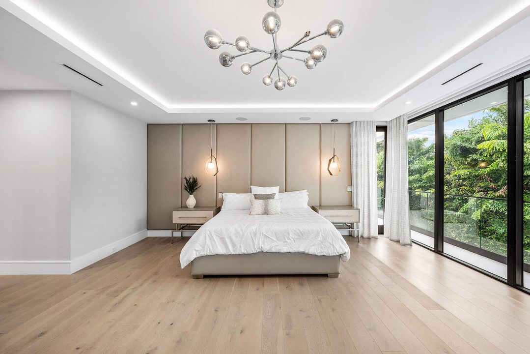 For Sale: $9,100,000 (5 beds, 6 baths, 6140 Square Feet)