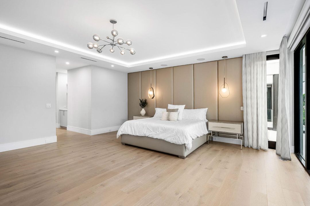 For Sale: $9,100,000 (5 beds, 6 baths, 6140 Square Feet)