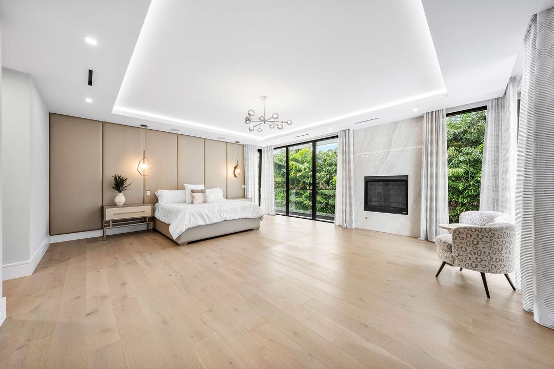 For Sale: $9,100,000 (5 beds, 6 baths, 6140 Square Feet)