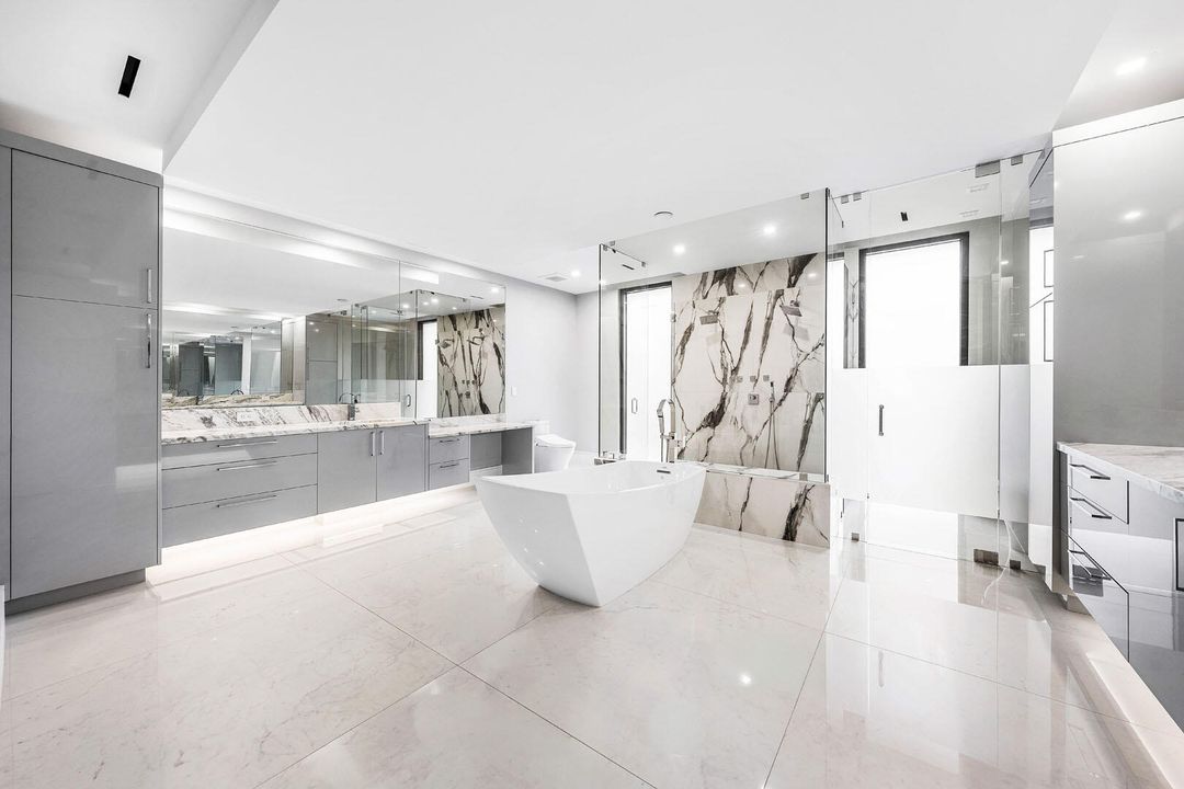 For Sale: $9,100,000 (5 beds, 6 baths, 6140 Square Feet)