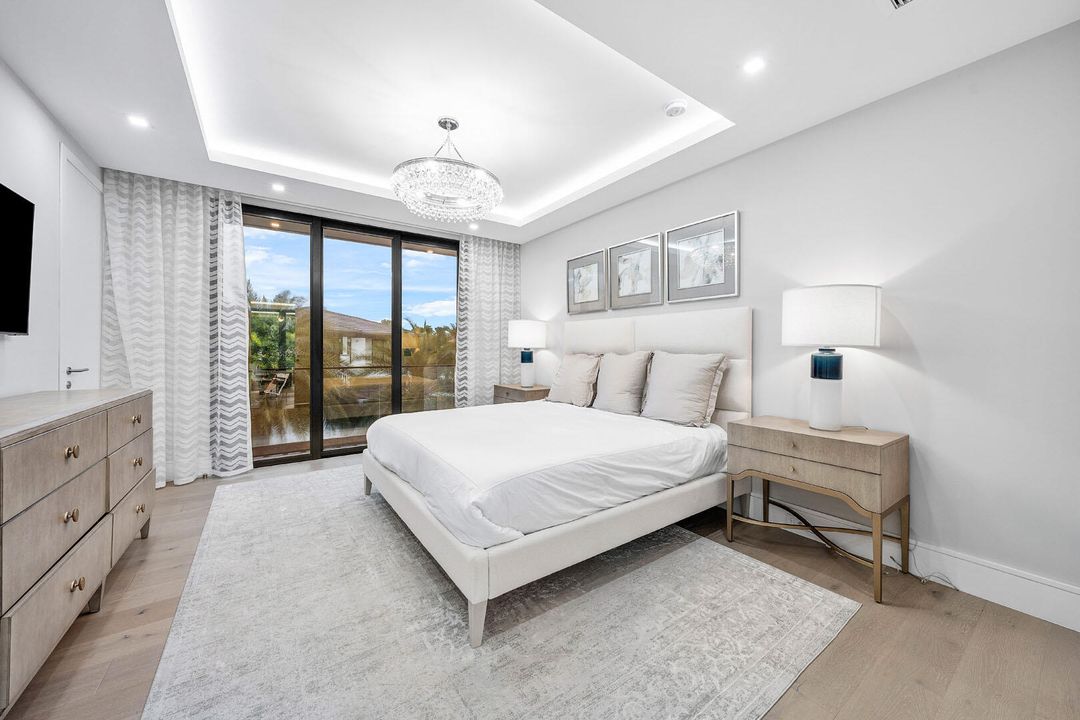 For Sale: $9,100,000 (5 beds, 6 baths, 6140 Square Feet)