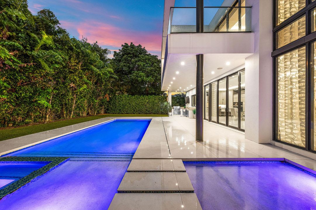 For Sale: $9,100,000 (5 beds, 6 baths, 6140 Square Feet)