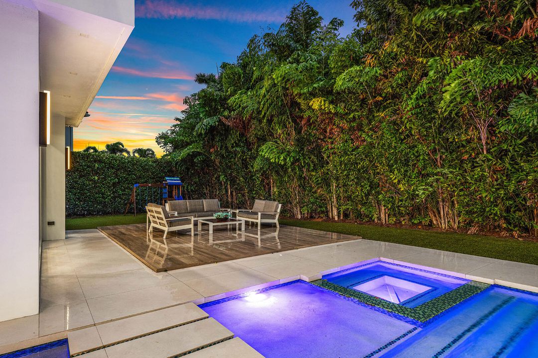 For Sale: $9,100,000 (5 beds, 6 baths, 6140 Square Feet)