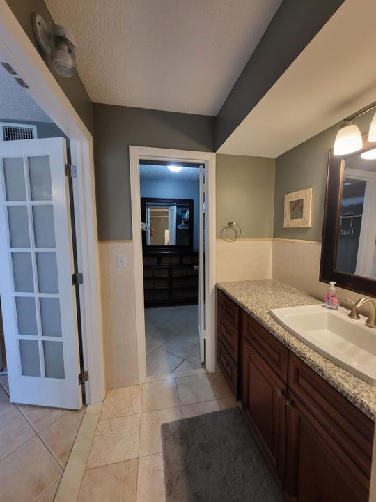 出租: $2,500 (2 贝兹, 2 浴室, 1175 平方英尺)