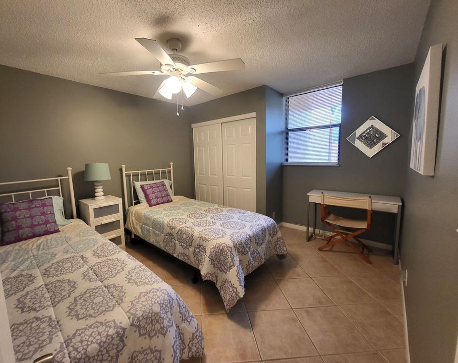 出租: $2,500 (2 贝兹, 2 浴室, 1175 平方英尺)