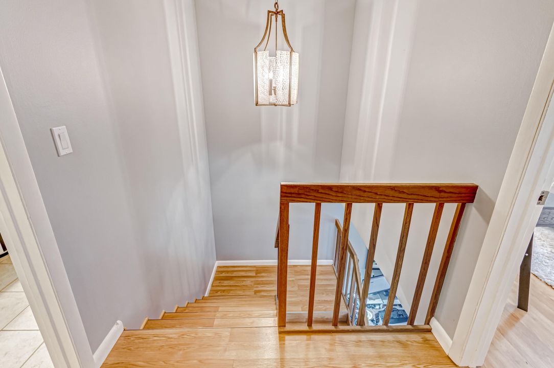 For Sale: $345,000 (2 beds, 2 baths, 1236 Square Feet)