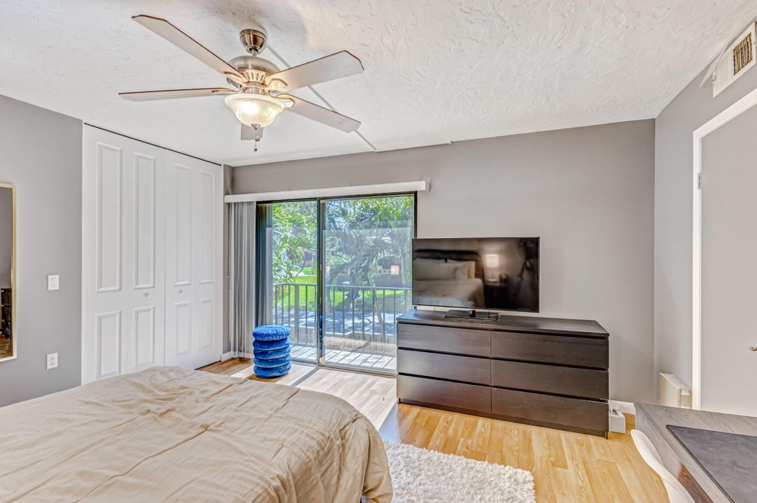 For Sale: $345,000 (2 beds, 2 baths, 1236 Square Feet)