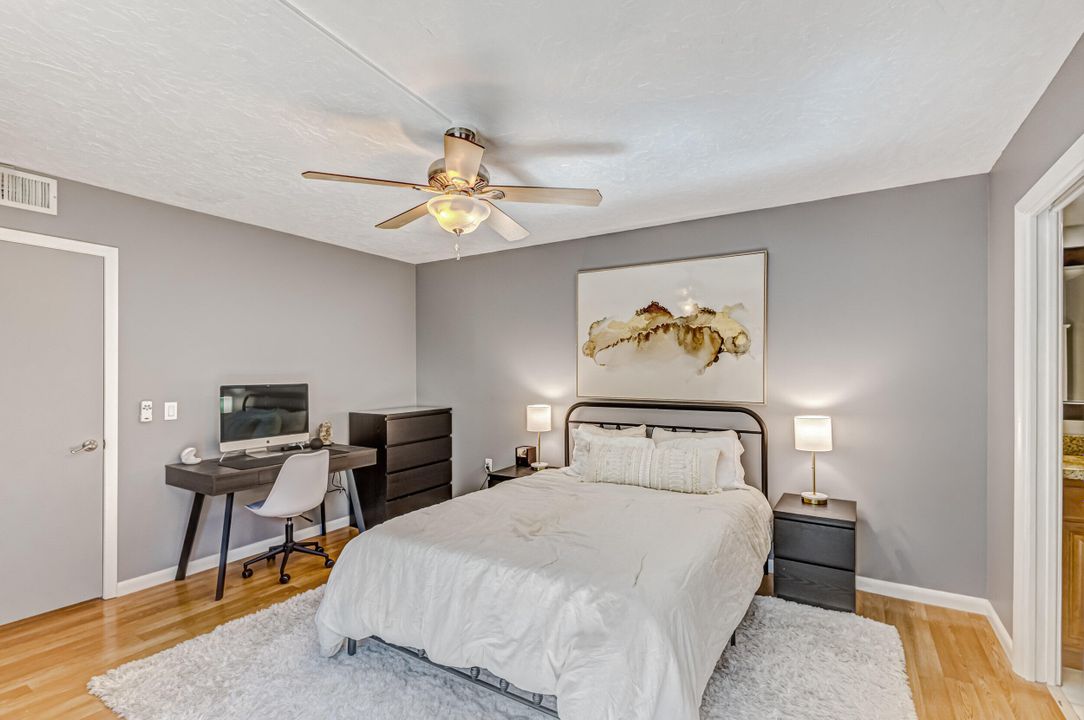 For Sale: $345,000 (2 beds, 2 baths, 1236 Square Feet)