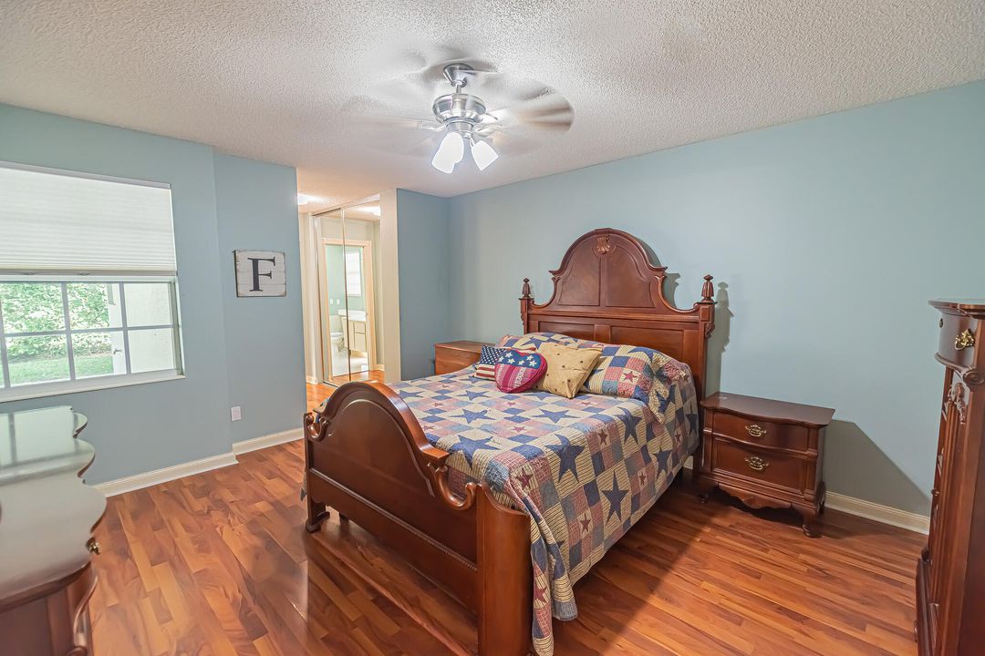 For Sale: $309,900 (2 beds, 2 baths, 1525 Square Feet)