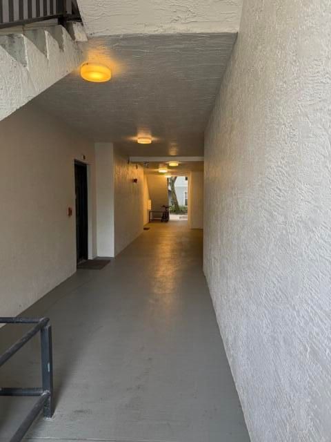 出租: $2,000 (2 贝兹, 2 浴室, 929 平方英尺)