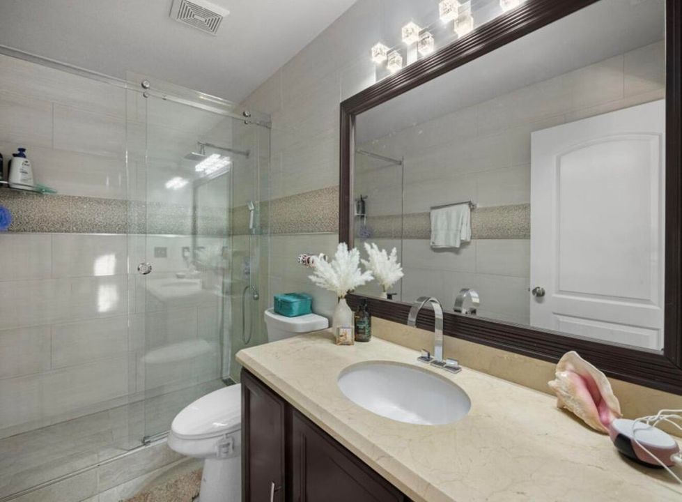 На продажу: $569,000 (3 спален, 2 ванн, 2160 Квадратных фут)