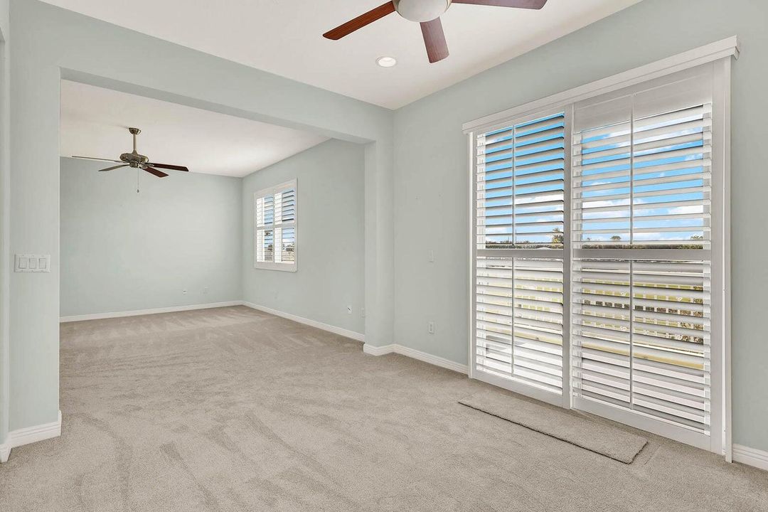 En Venta: $575,000 (2 camas, 2 baños, 2360 Pies cuadrados)