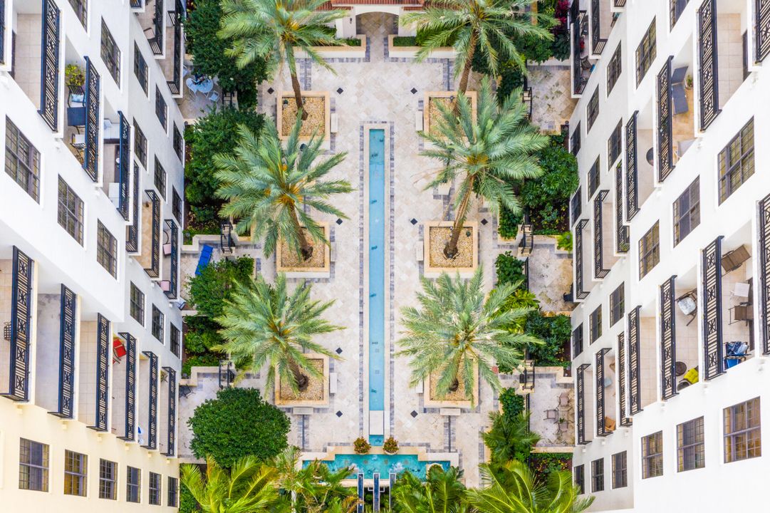 待售: $599,000 (1 贝兹, 1 浴室, 1096 平方英尺)