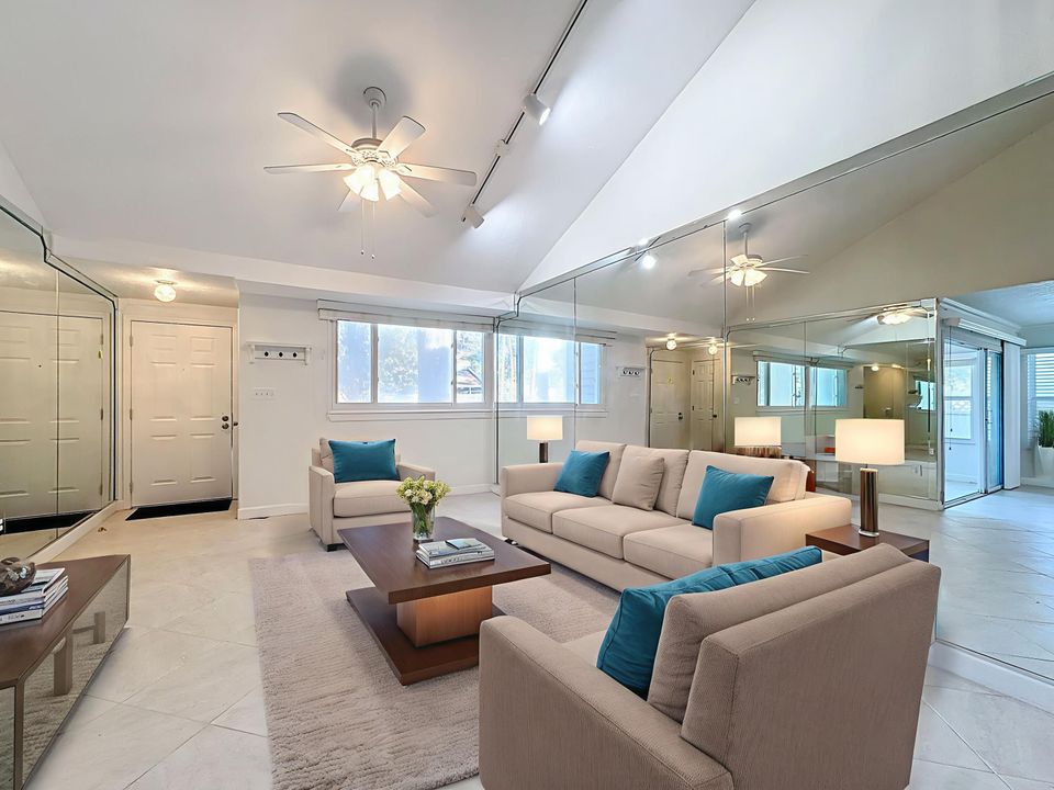 For Sale: $350,000 (3 beds, 2 baths, 1548 Square Feet)