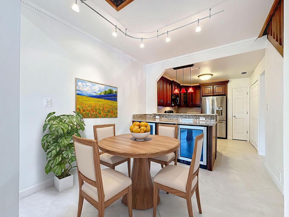 For Sale: $350,000 (3 beds, 2 baths, 1548 Square Feet)