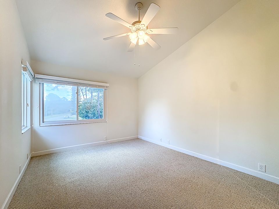 For Sale: $350,000 (3 beds, 2 baths, 1548 Square Feet)