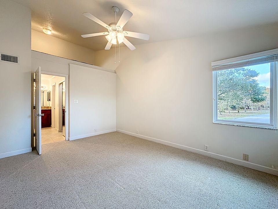 For Sale: $350,000 (3 beds, 2 baths, 1548 Square Feet)