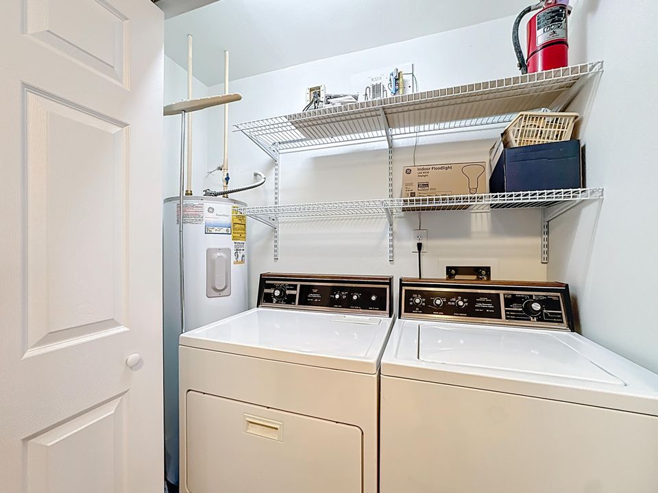 For Sale: $350,000 (3 beds, 2 baths, 1548 Square Feet)