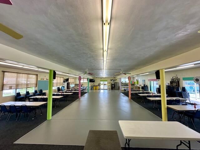 En Venta: $84,900 (2 camas, 2 baños, 835 Pies cuadrados)