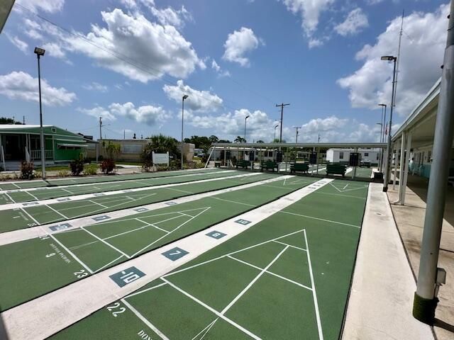 En Venta: $84,900 (2 camas, 2 baños, 835 Pies cuadrados)