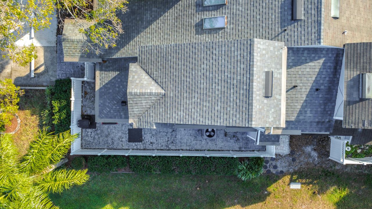 For Sale: $350,000 (3 beds, 2 baths, 1548 Square Feet)