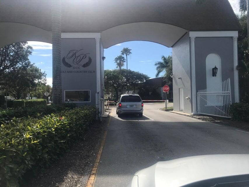 На продажу: $89,000 (1 спален, 1 ванн, 720 Квадратных фут)