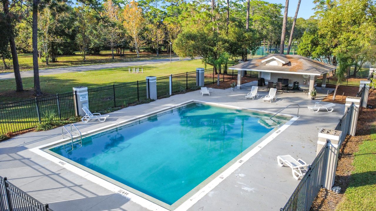 For Sale: $350,000 (3 beds, 2 baths, 1548 Square Feet)