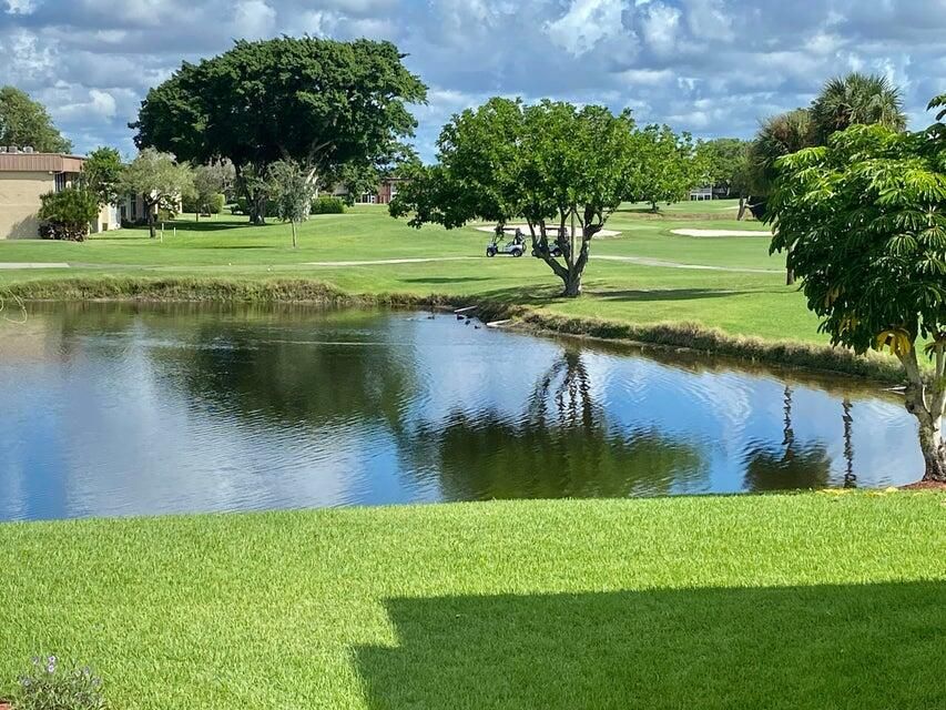 На продажу: $89,000 (1 спален, 1 ванн, 720 Квадратных фут)