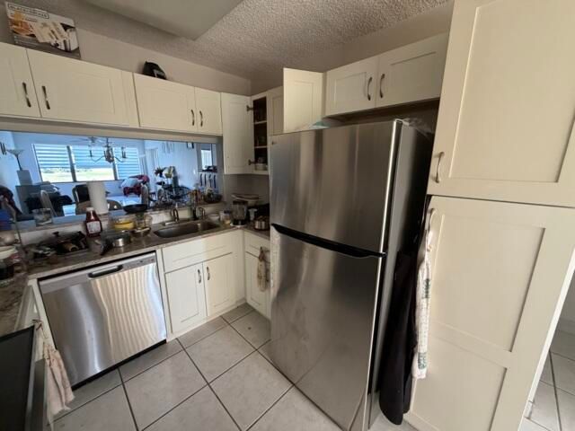 For Rent: $1,600 (2 beds, 2 baths, 1186 Square Feet)