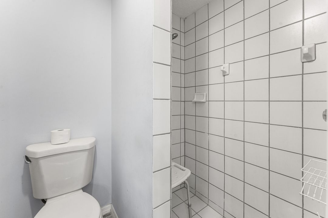 En Venta: $410,000 (2 camas, 2 baños, 1213 Pies cuadrados)