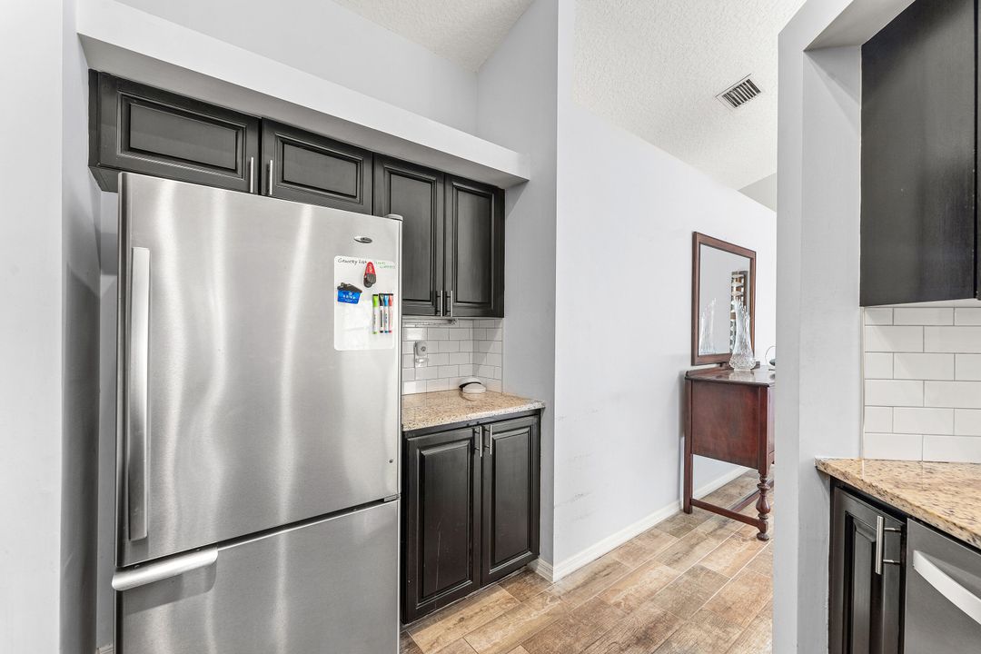 En Venta: $410,000 (2 camas, 2 baños, 1213 Pies cuadrados)