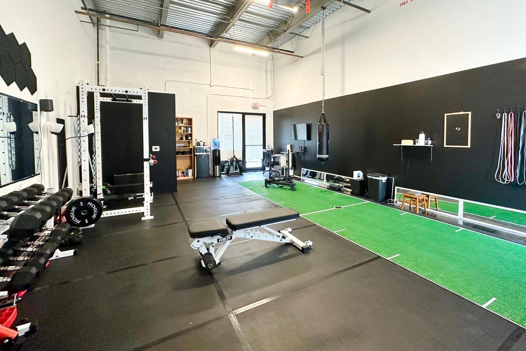 待售: $2,500 (0 贝兹, 0 浴室, 630 平方英尺)