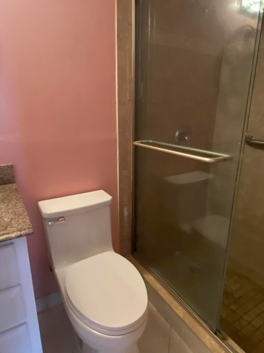 На продажу: $89,000 (1 спален, 1 ванн, 720 Квадратных фут)