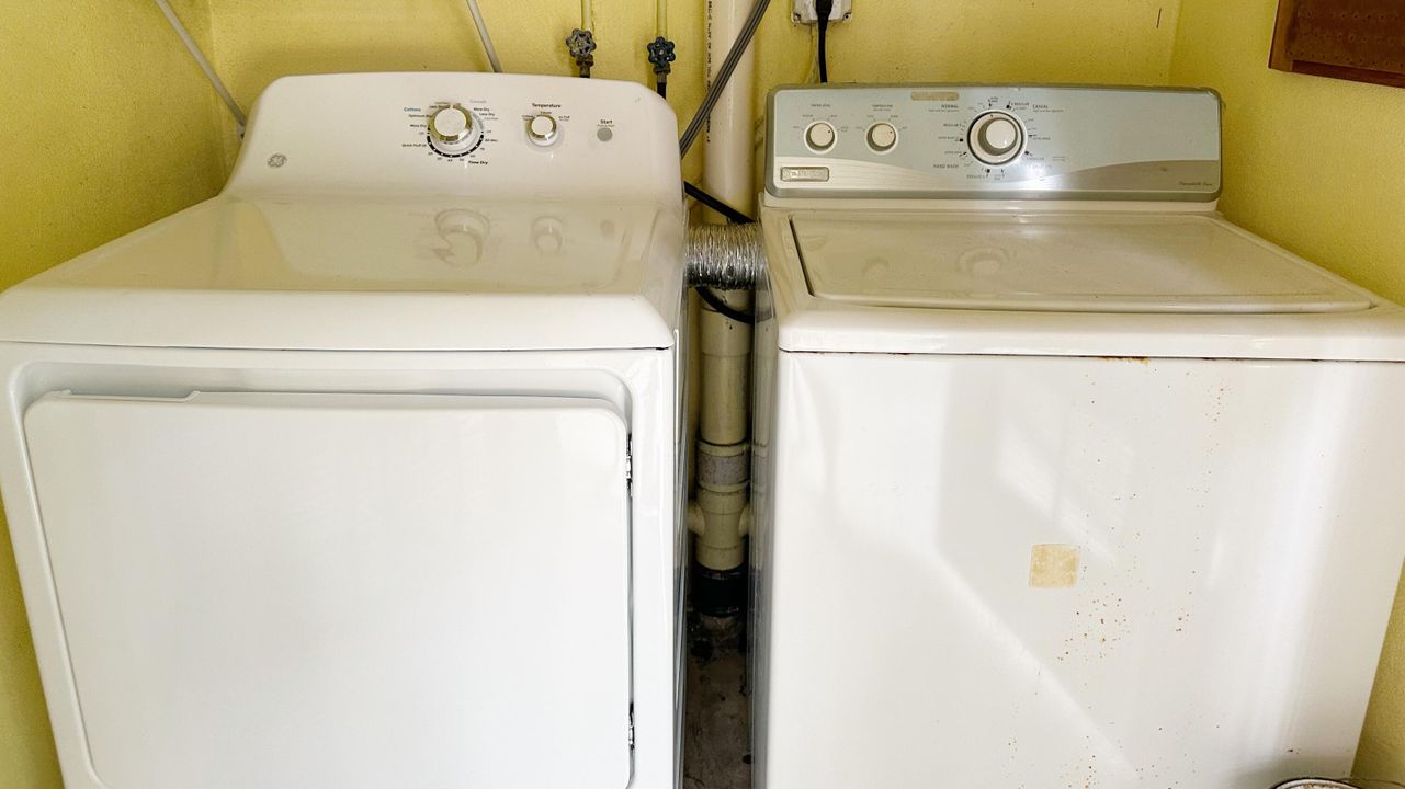 В аренду: $2,200 (2 спален, 2 ванн, 957 Квадратных фут)