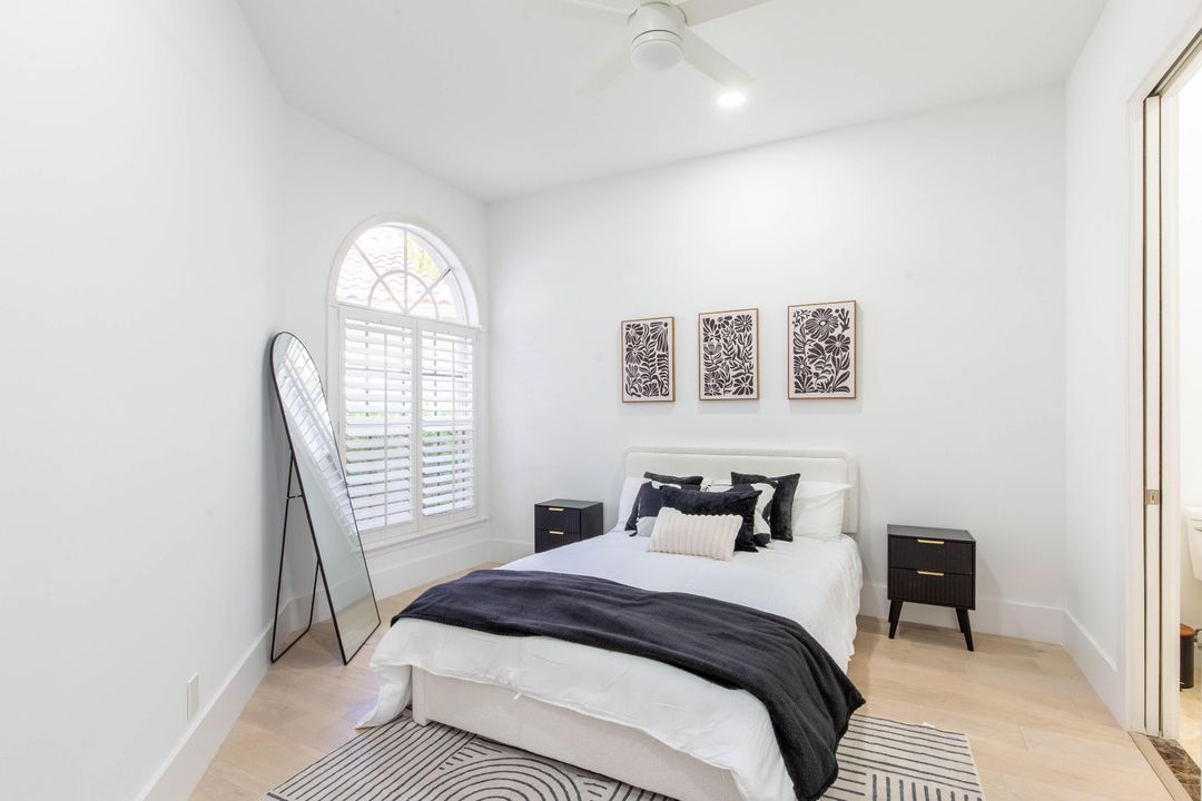 出租: $13,500 (3 贝兹, 3 浴室, 2616 平方英尺)