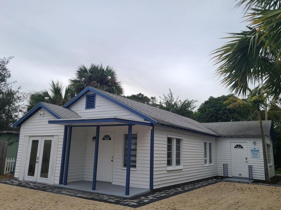 出租: $2,500 (2 贝兹, 2 浴室, 1935 平方英尺)