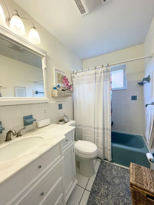 For Rent: $3,500 (2 beds, 2 baths, 1153 Square Feet)