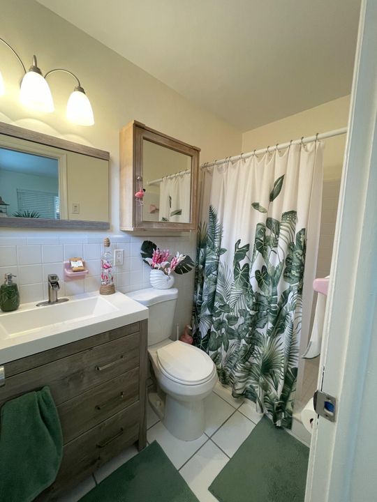 For Rent: $3,500 (2 beds, 2 baths, 1153 Square Feet)