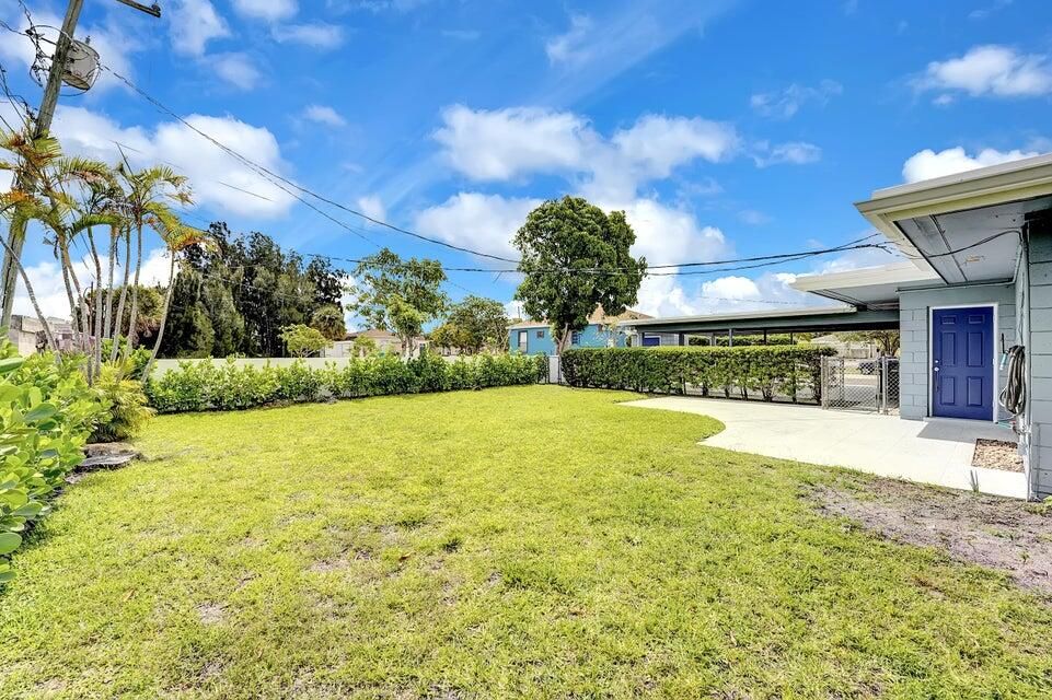 En Renta: $3,200 (3 camas, 2 baños, 2238 Pies cuadrados)