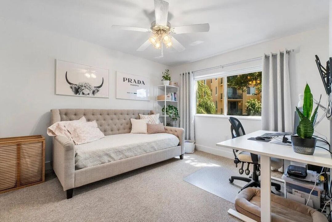 For Sale: $420,000 (2 beds, 2 baths, 1188 Square Feet)