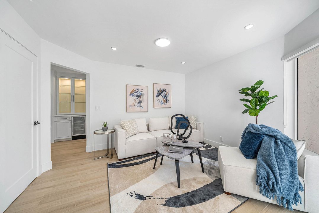 For Sale: $1,199,000 (3 beds, 3 baths, 2317 Square Feet)