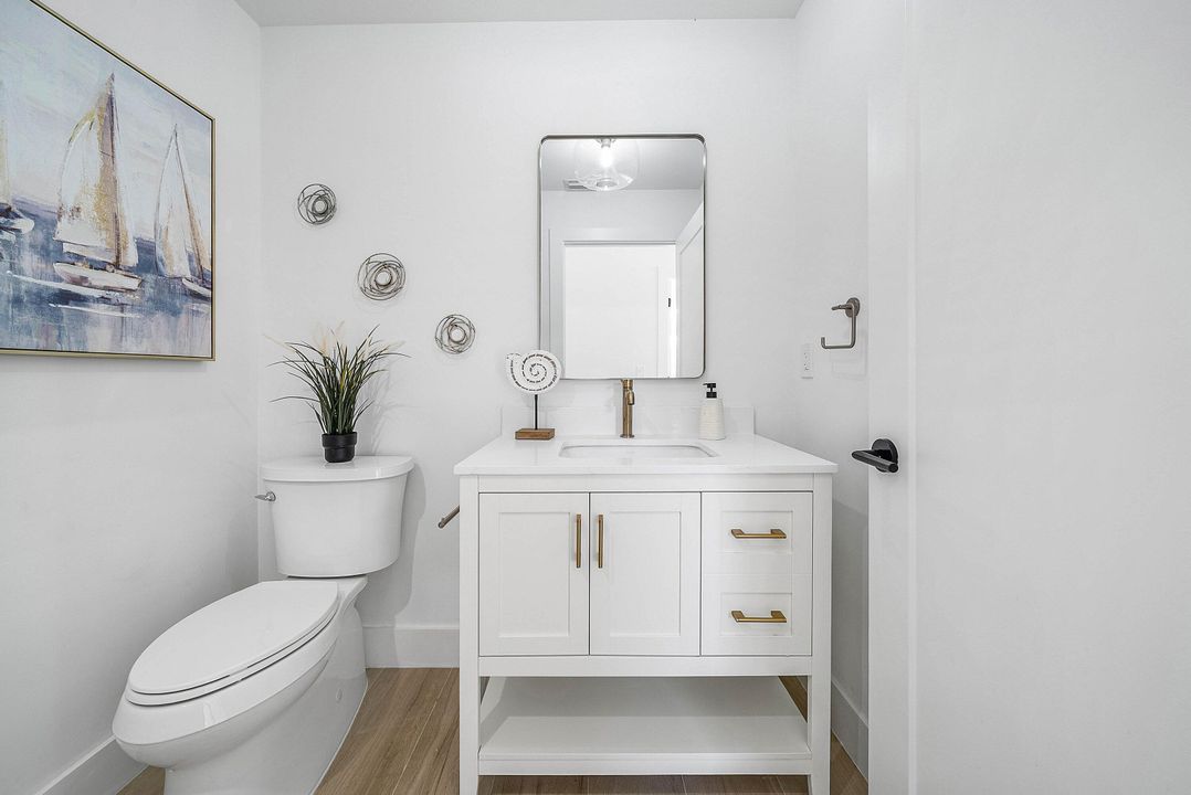 For Sale: $1,199,000 (3 beds, 3 baths, 2317 Square Feet)