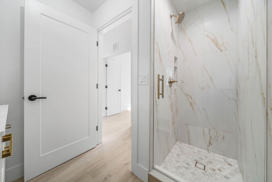 For Sale: $1,199,000 (3 beds, 3 baths, 2317 Square Feet)