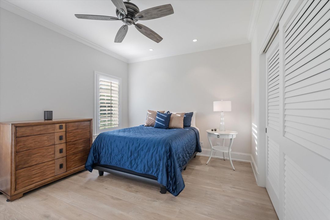 En Venta: $1,950,000 (3 camas, 3 baños, 2589 Pies cuadrados)