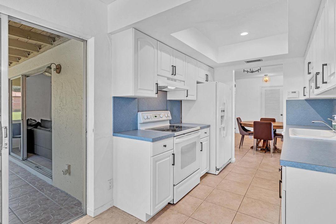 В аренду: $2,550 (2 спален, 2 ванн, 1180 Квадратных фут)