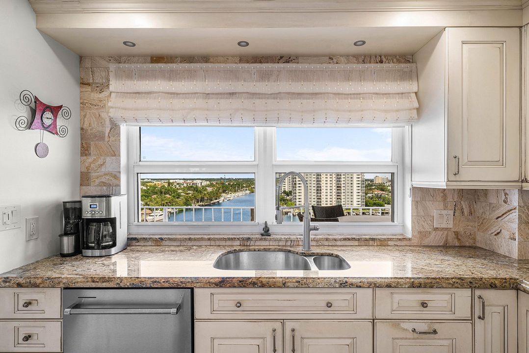 En Venta: $1,595,000 (2 camas, 2 baños, 1729 Pies cuadrados)