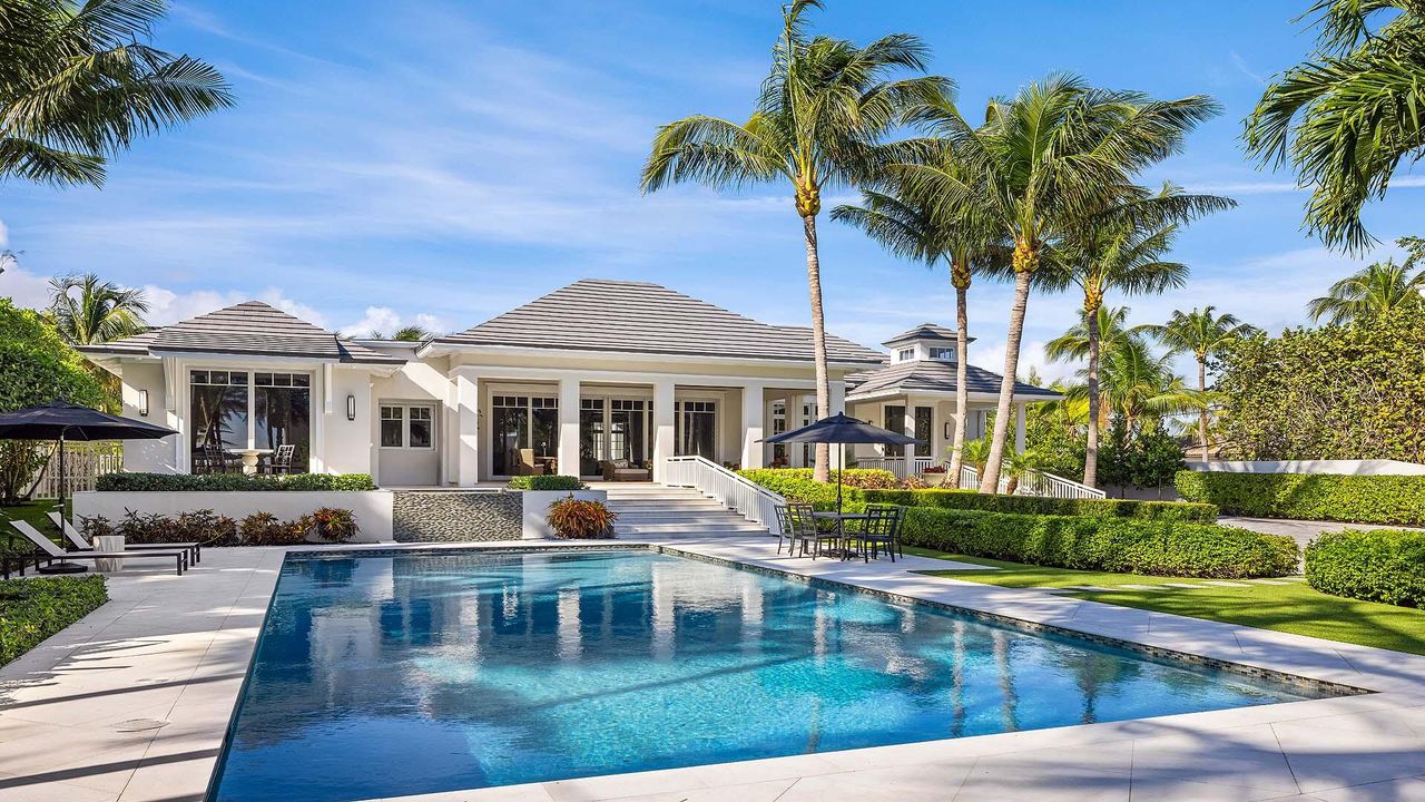 For Sale: $9,950,000 (5 beds, 5 baths, 5499 Square Feet)