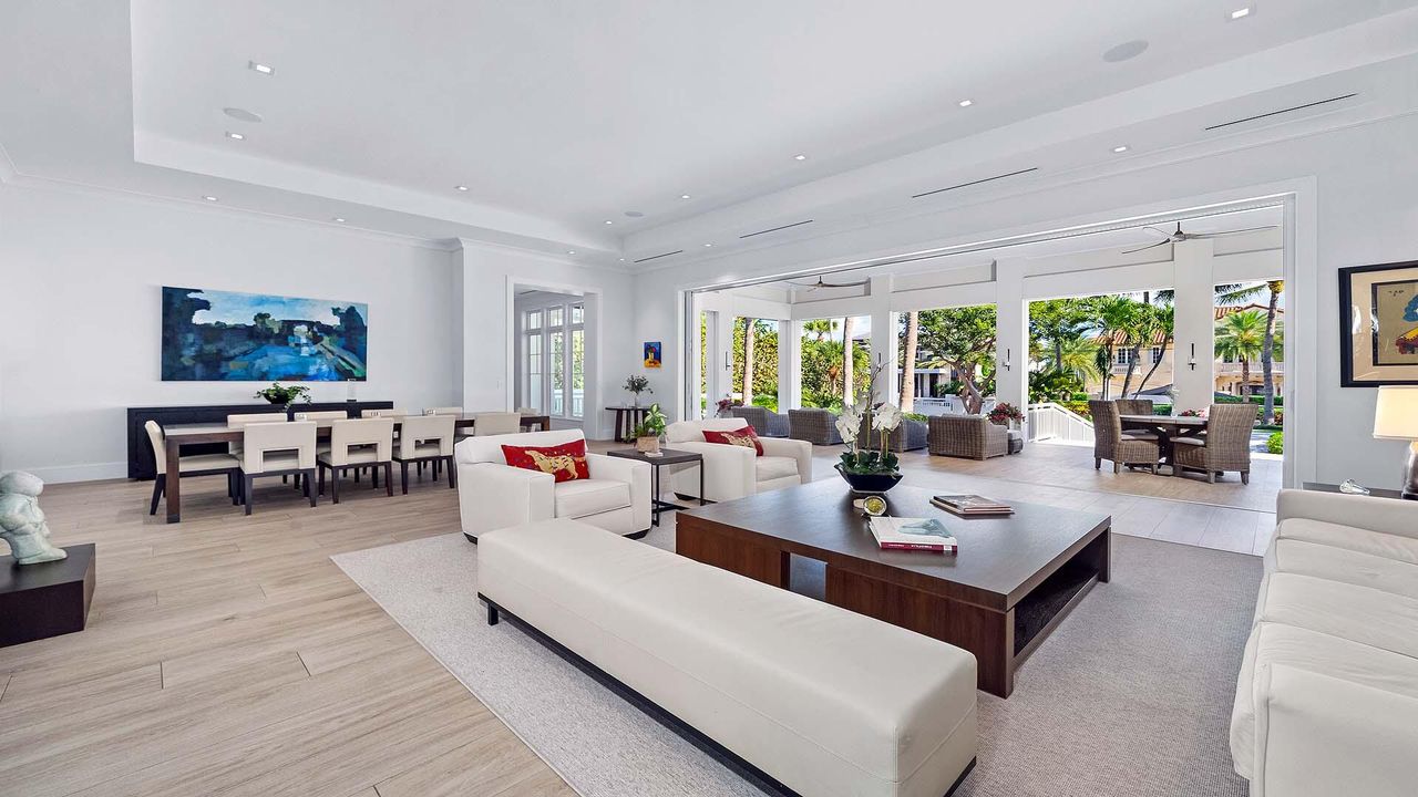 For Sale: $9,950,000 (5 beds, 5 baths, 5499 Square Feet)