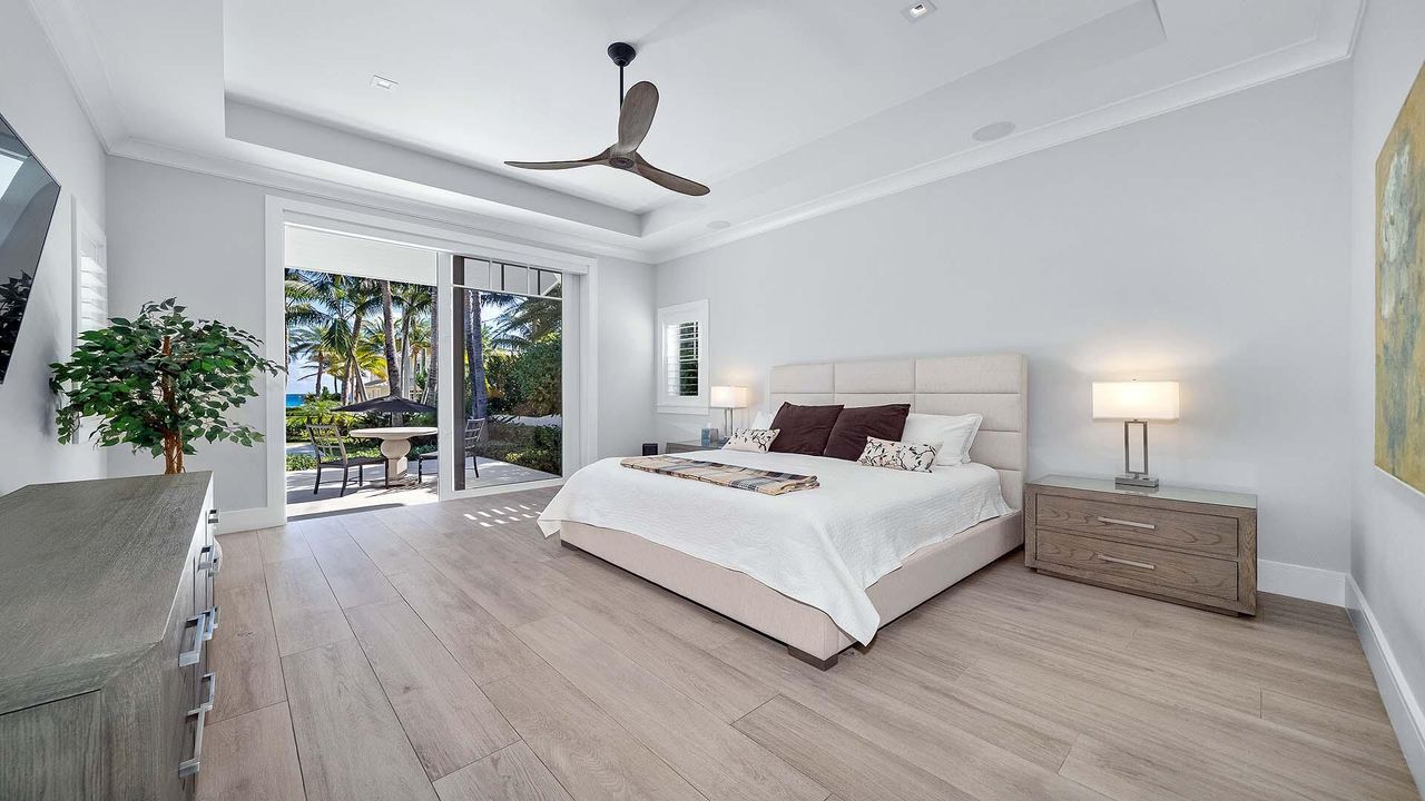 For Sale: $9,950,000 (5 beds, 5 baths, 5499 Square Feet)