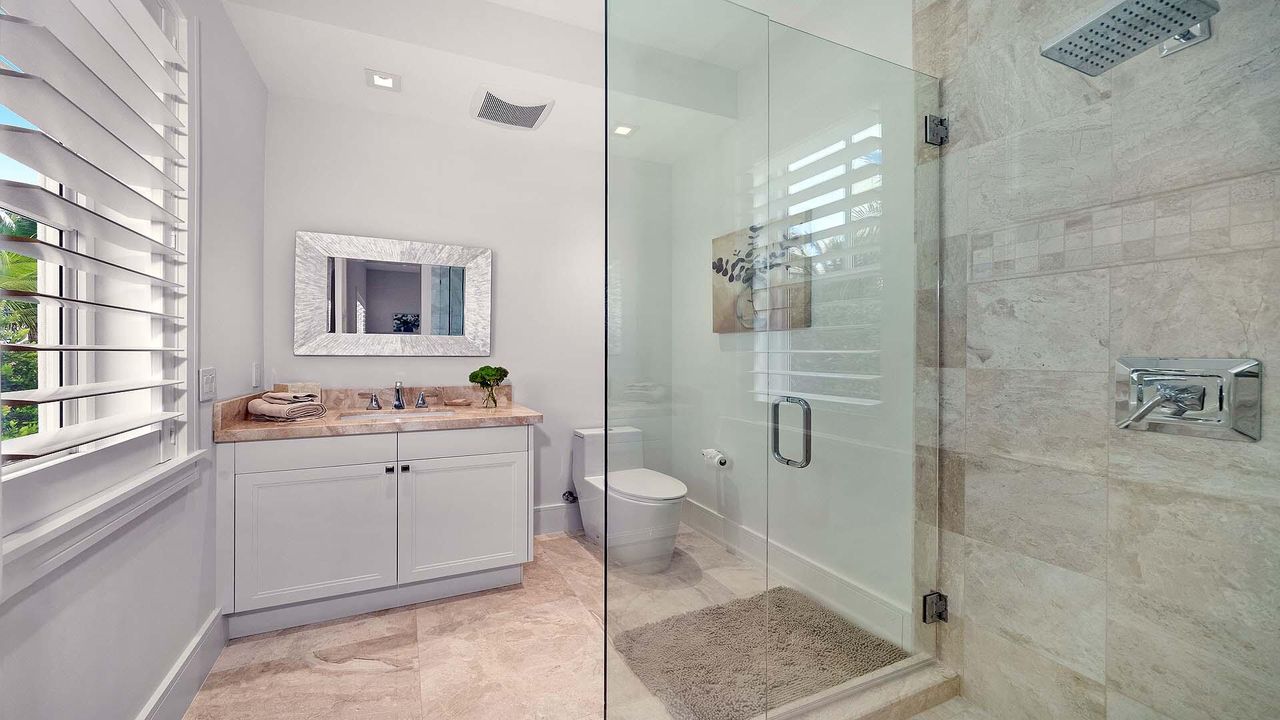 For Sale: $9,950,000 (5 beds, 5 baths, 5499 Square Feet)